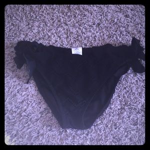 Wassio black bikini bottoms M